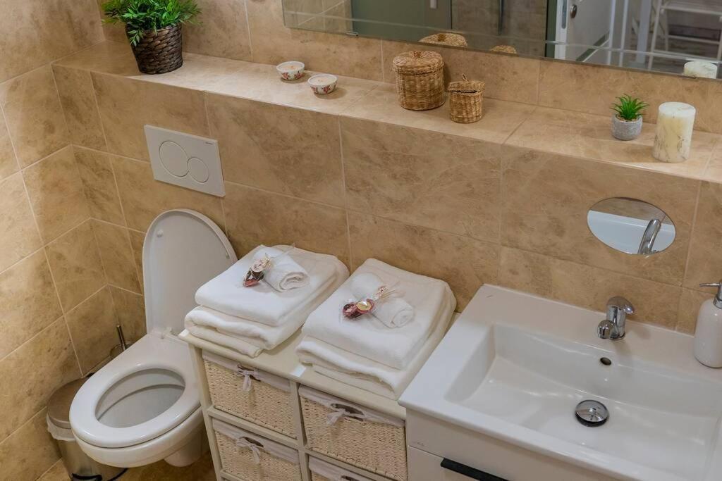 Provensalsky Rodinny Apartman Mandolina Бойниці Екстер'єр фото