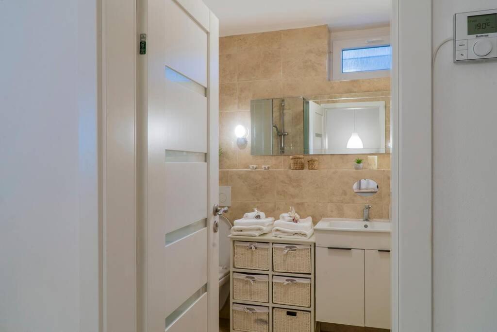Provensalsky Rodinny Apartman Mandolina Бойниці Екстер'єр фото