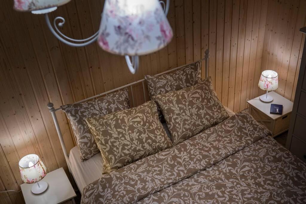 Provensalsky Rodinny Apartman Mandolina Бойниці Екстер'єр фото